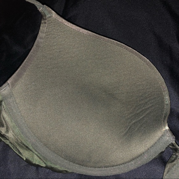 Victoria Secret Push up Bra - Picture 3 of 5